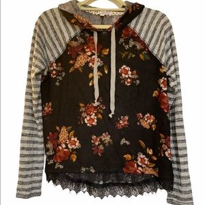 Jolt Cozy Vibes hoodie pullover floral & stripes super soft lace Size small NWT